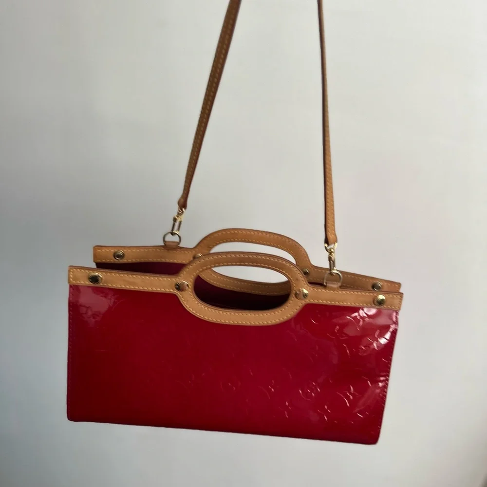 Louis Vuitton Red Vernis Clutch with Tan Handle - Picture 8 of 8